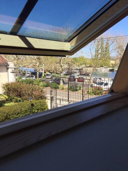 Bel Appart Au Bord De L'Eau Proche Gare Avec Wifi Auxerre Zewnętrze zdjęcie