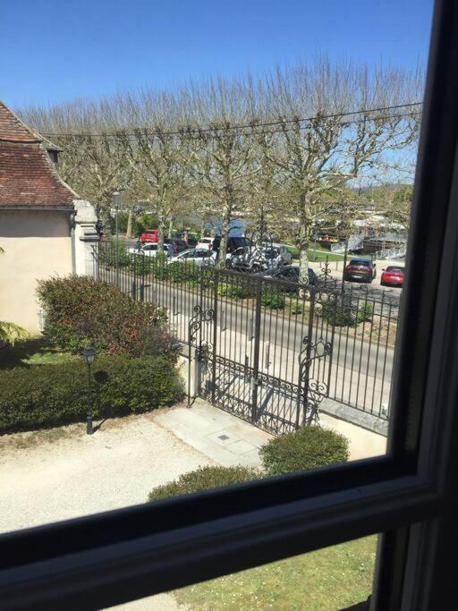 Bel Appart Au Bord De L'Eau Proche Gare Avec Wifi Auxerre Zewnętrze zdjęcie