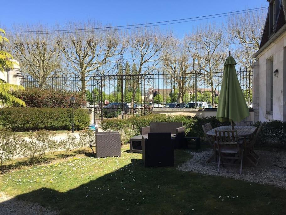 Bel Appart Au Bord De L'Eau Proche Gare Avec Wifi Auxerre Zewnętrze zdjęcie